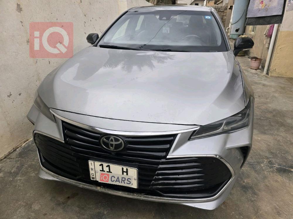 تويوتا أفالون